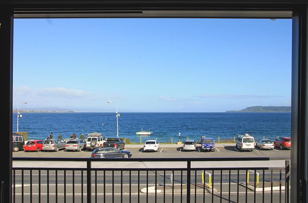 Acacia Lake View Motel Lago Lago Taupo Habitación foto